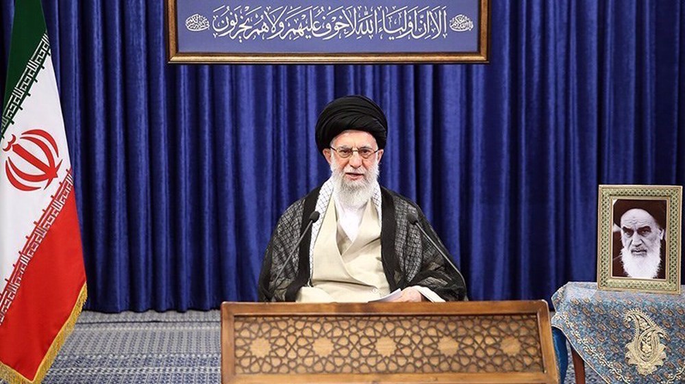 Leader: Revolution of Imam Khomeini is stronger than ever  