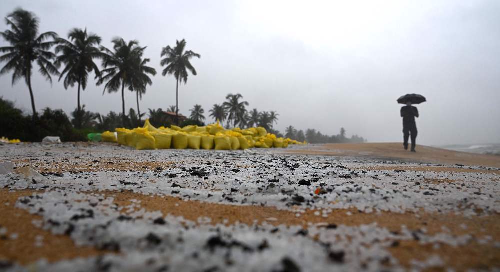 Possible oil spill looms in Sri Lanka ship disaster