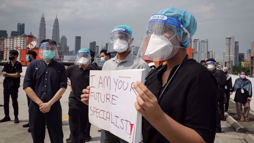 Southeast Asia's COVID-19 cases hit new highs, Malaysian doctors protest