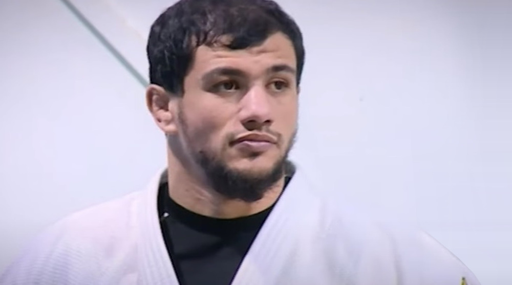 Suspended Algerian Judoka who shunned Israeli opponent regrets nothing