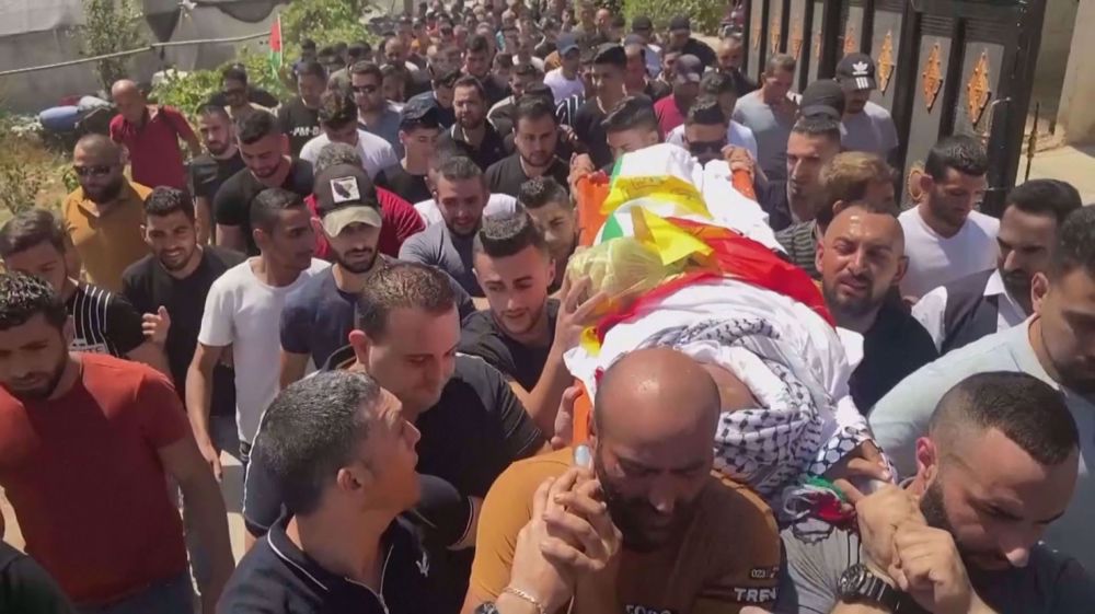 Hundreds attend funeral of Palestinian boy killed by Israeli army