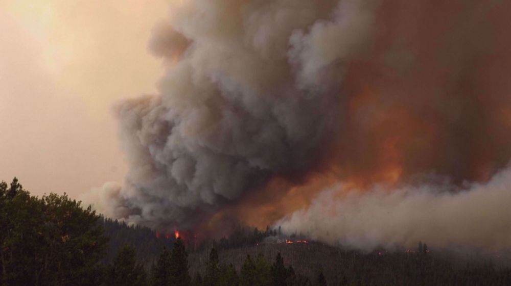 Crews battle California's largest active wildfire