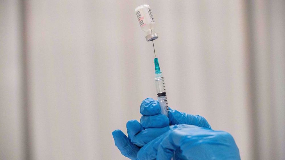 FDA under pressure to fully approve vaccines