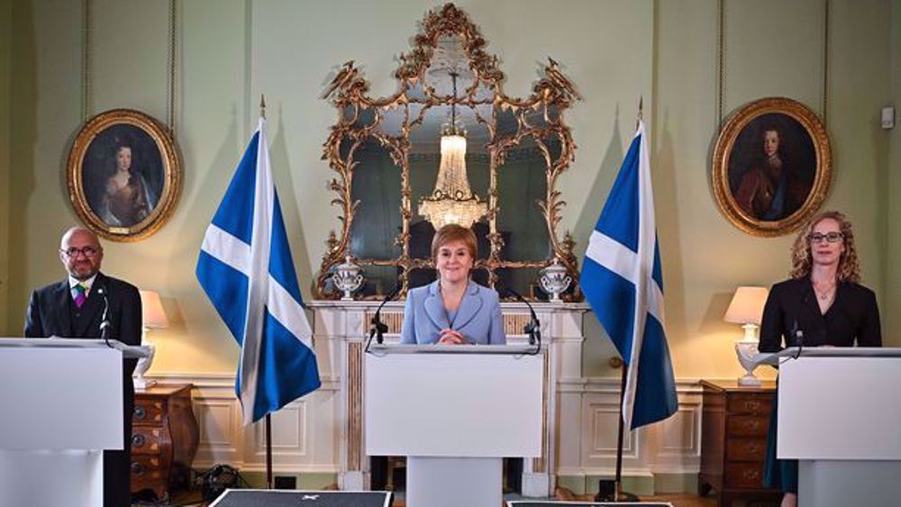 Nicola Sturgeon urges party members to back SNP/Green deal in independence push