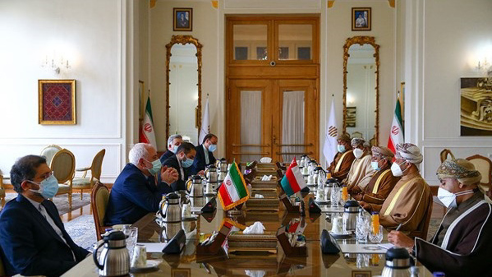 Oman FM stresses enhanced cooperation with Iran under Raeisi administration