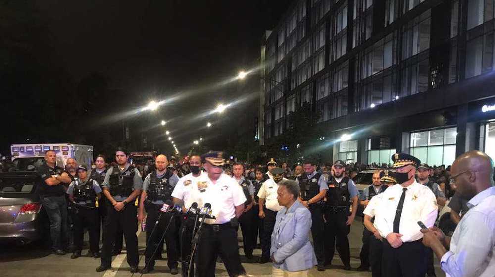  Chicago police officer fatally shot, another injured