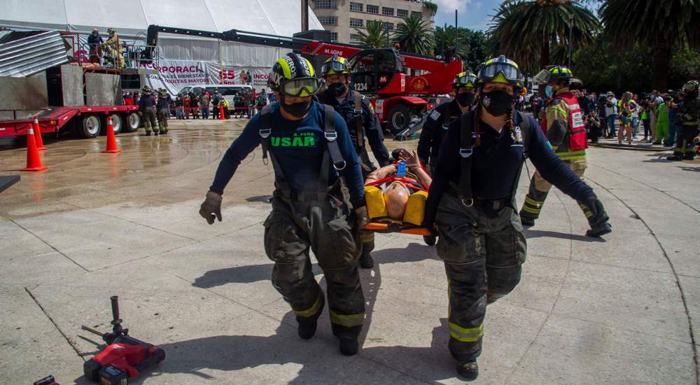 Millions remember Mexico's earthquake victims in drill 