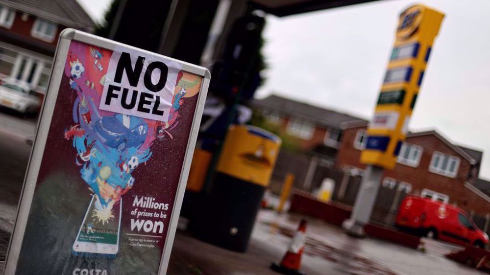 UK fuel crisis: Army on standby as petrol stations run dry