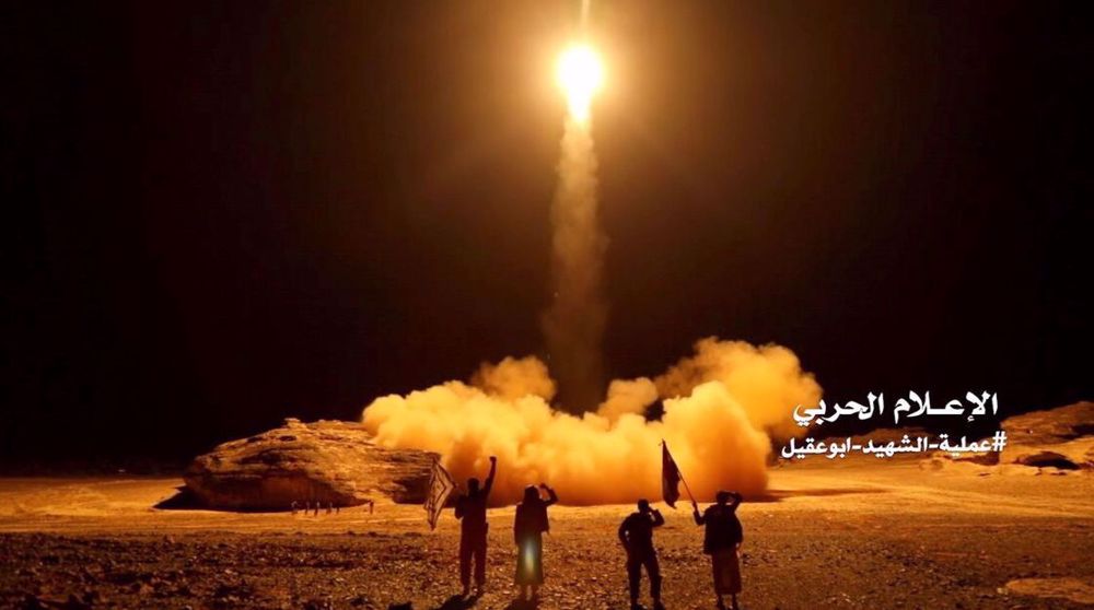 Dozens of UAE-, Saudi-backed militants killed in Yemen missile strike