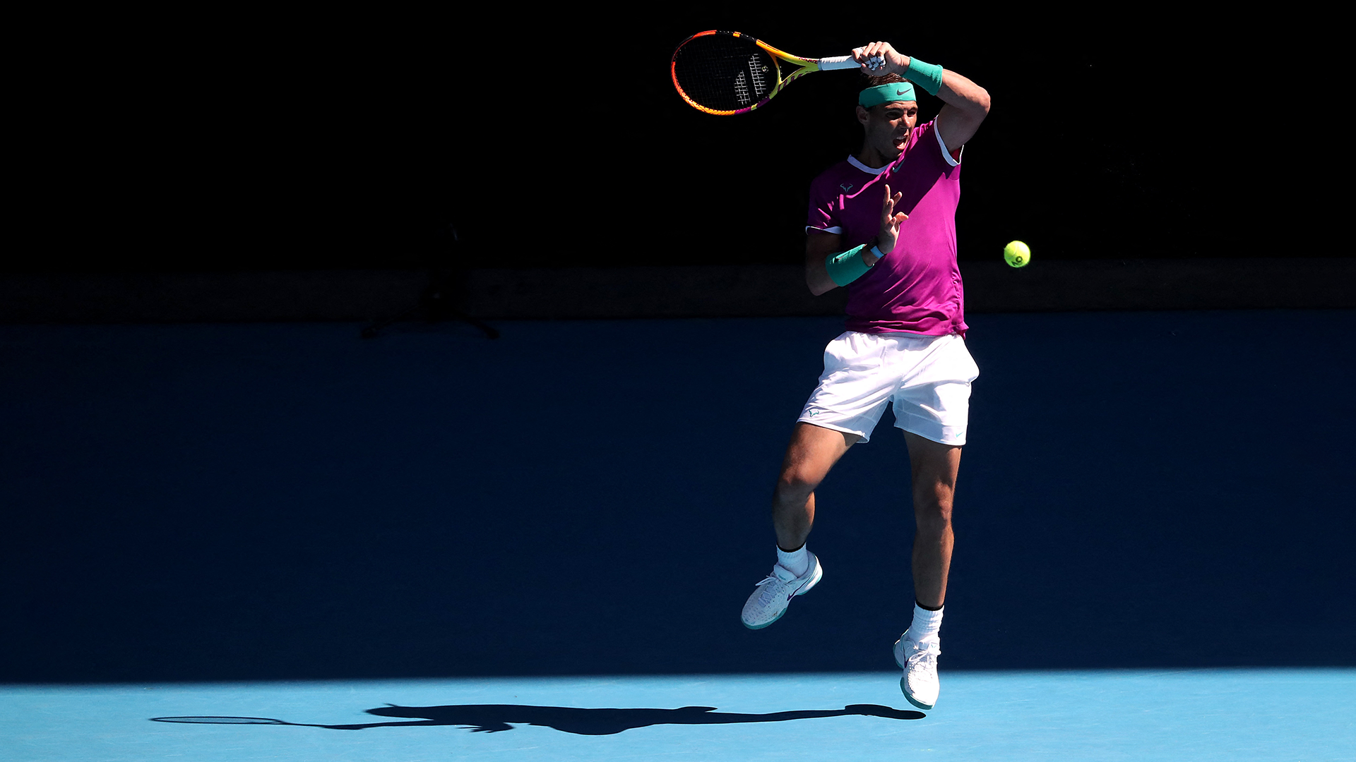 Nadal defeats Giron in straight sets to kick off Australian Open