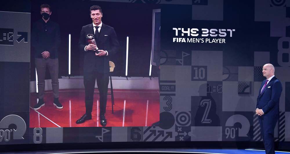 Lewandowski wins FIFA best awards for 2nd straight year 