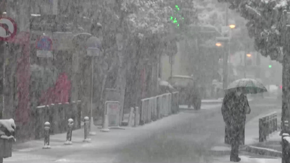 First snowfall of the season blankets Athens