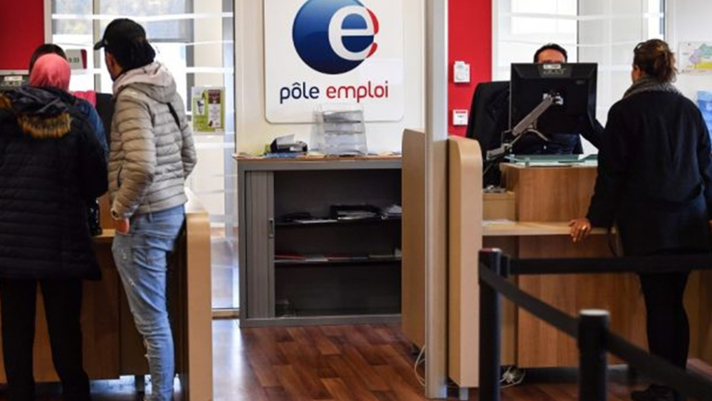 French jobless decry social stigma on top of economic distress