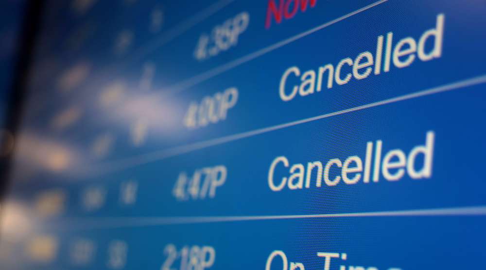 US airlines suffer Omicron-related disruptions over New Year weekend
