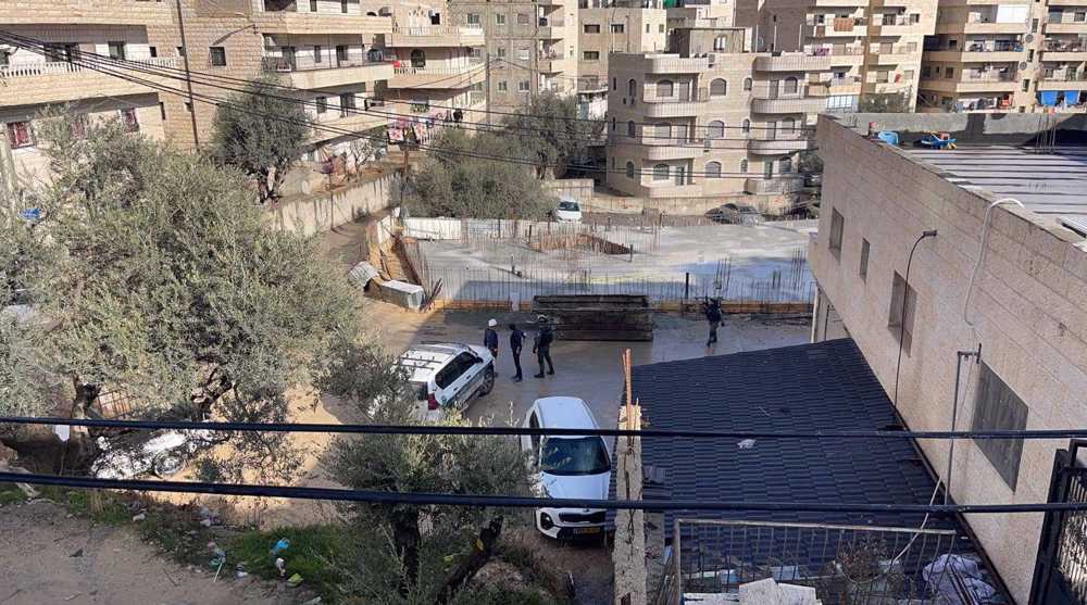 Israel orders halt to mosque construction in al-Quds, forces family to demolish house
