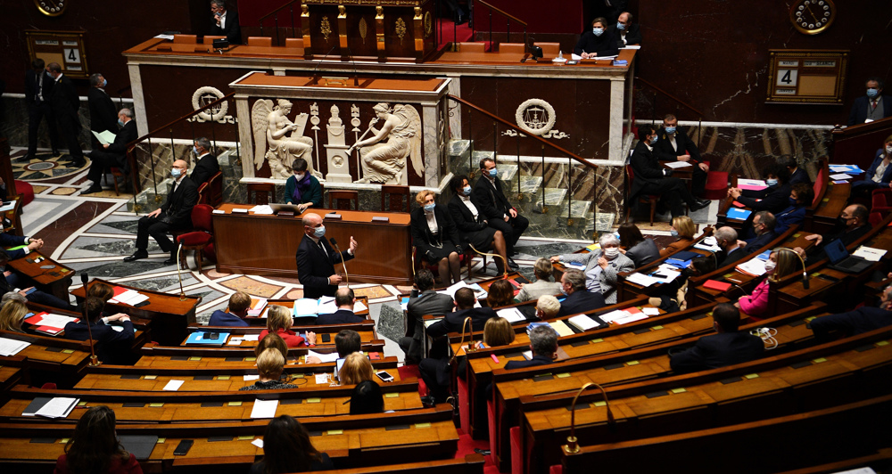 French government left embarrassed after 'vaccine pass' bill suspended