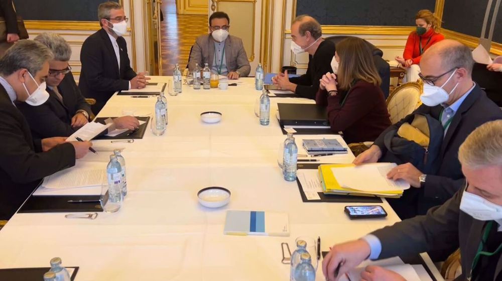 Iran’s lead negotiator, E3 delegates, JCPOA Joint Commission coordinator meet in Vienna