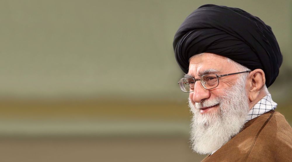 Ayatollah Khamenei pardons, commutes sentences of prisoners