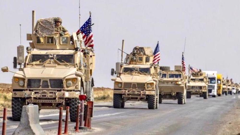 Two US military convoys cross into Iraq with smuggled Syrian wheat, oil
