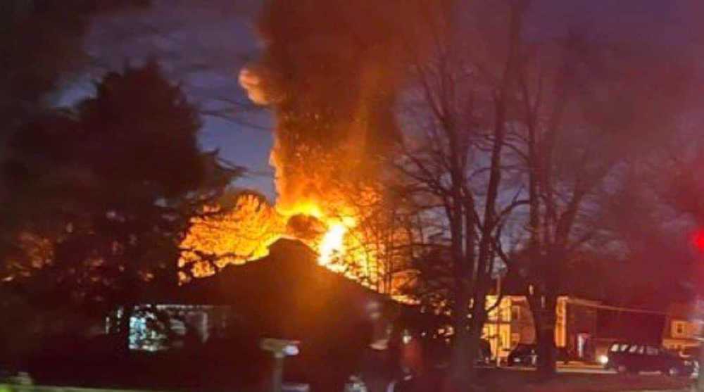 Two dead as plane crashes into an apartment in US 