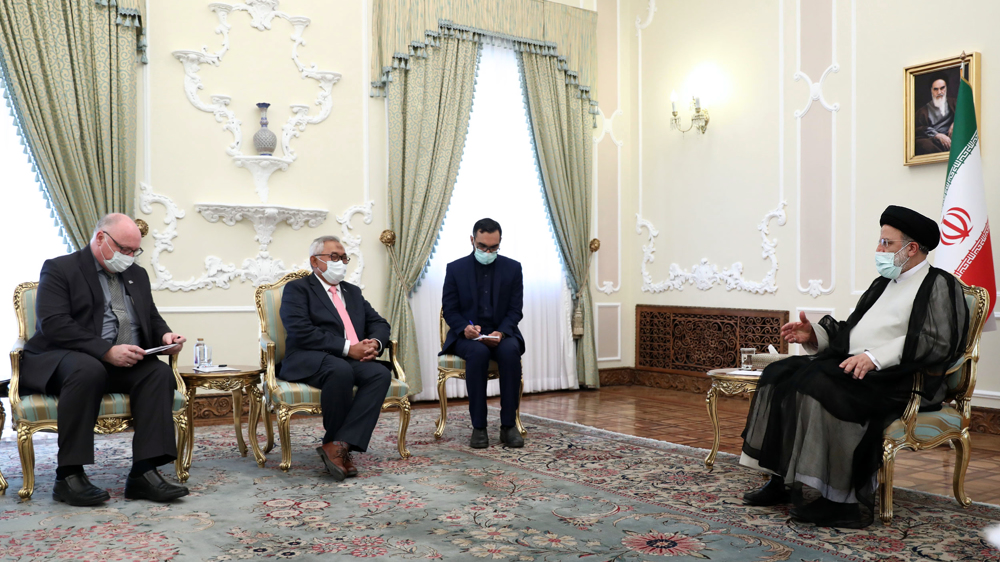 Raeisi: Effective cooperation with regional organizations Iran's foreign policy priority 