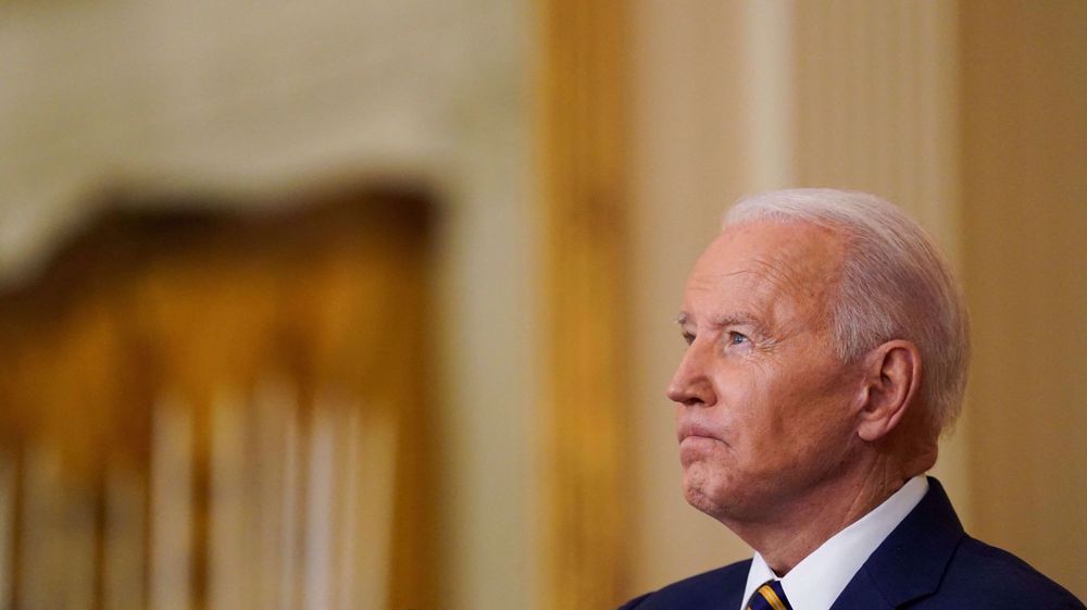 Biden's approval rating dips to 39% ahead of midterms