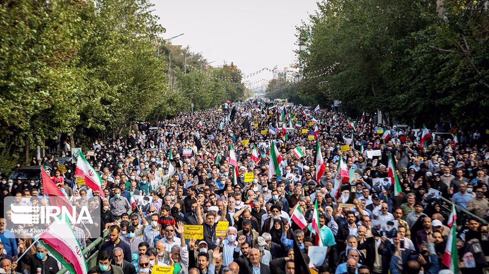 Les Iraniens condamnent l’attaque terroriste à Chiraz