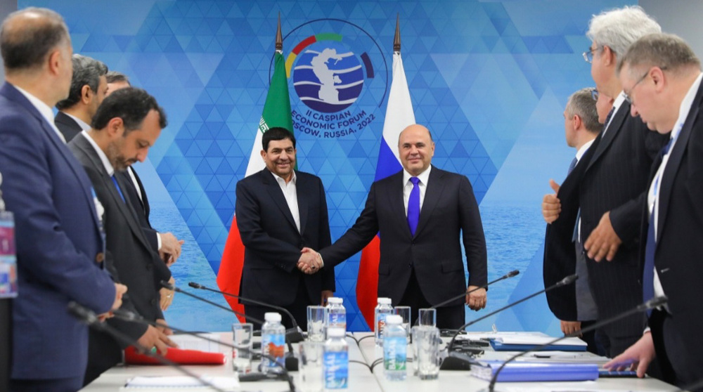 Russia, Iran discuss oil, gas swap, investment in LNG, fields