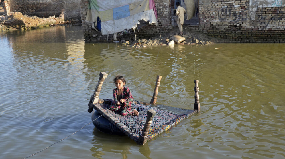 Report says up to 9 million Pakistanis dragged into poverty by floods