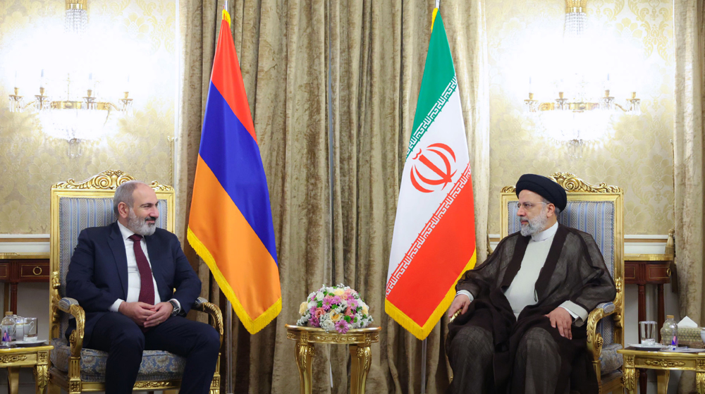 Armenian PM in Iran to hold key talks on ties, sign cooperation documents