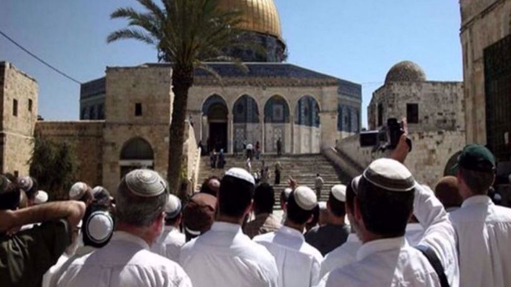 Thousands of Palestinians pray at al-Aqsa after raid by Israeli settlers 