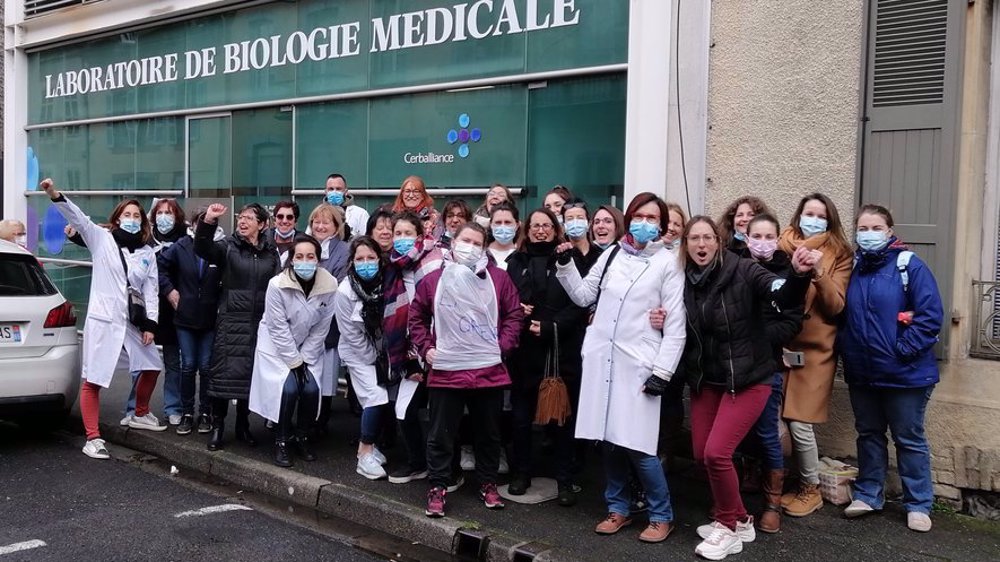 France: les laboratoires et les salariés de Sanofi en grève