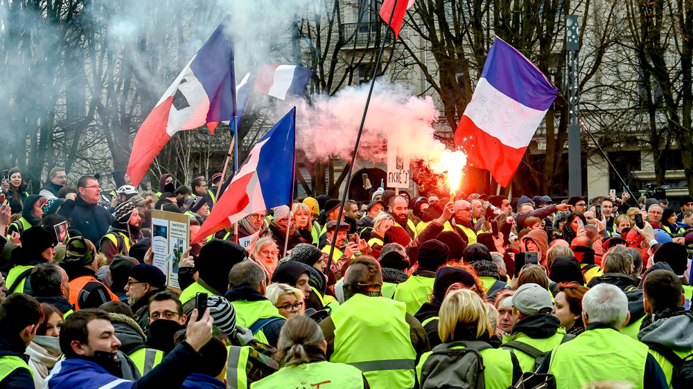 France remembers Yellow Vest movement 