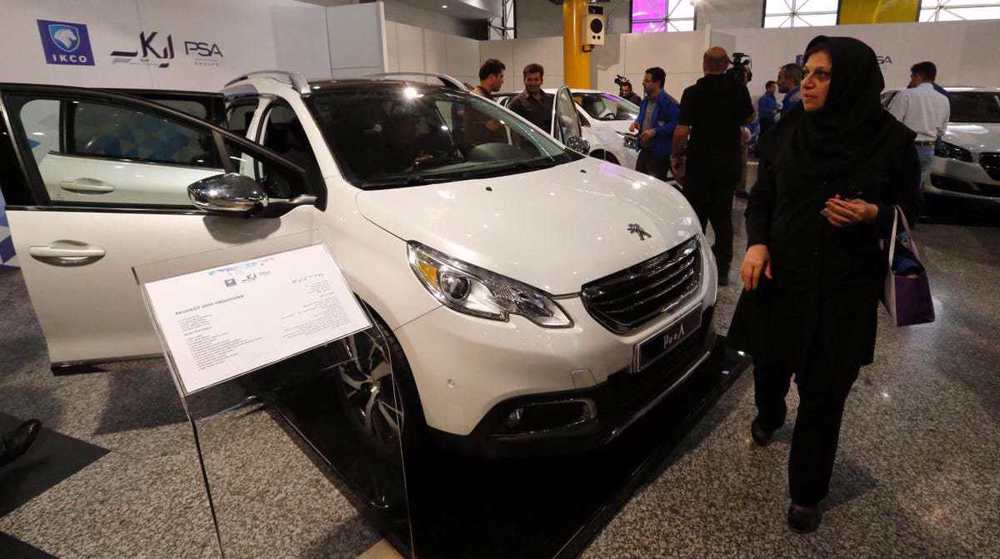 L'Iran interdit l'importation de voitures françaises