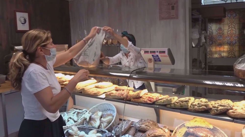Italy's bakers demand govt. help amid high inflation, surging