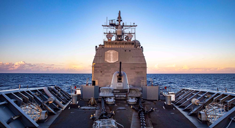 Pékin: La Chine chasse un croiseur américain près des îles Spratly