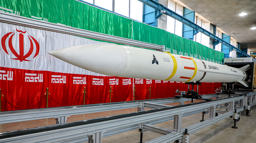 L'Iran dévoile le missile « Sayyad 4B »