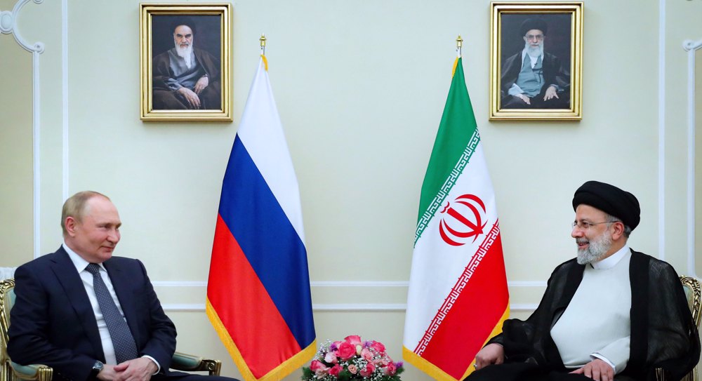 Le rapprochement russo-iranien inquiète l'Occident