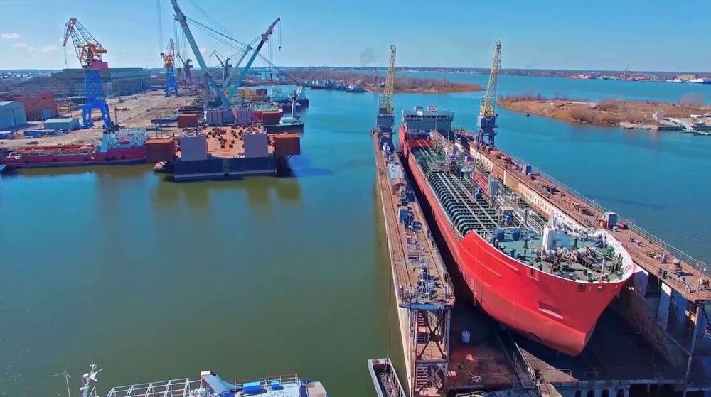Iranian firm wins $7 mln shipbuilding contract from IRISL