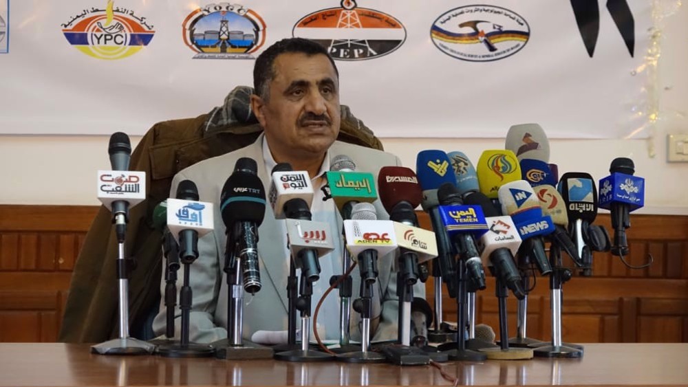 Yemen oil minister warns foreign firms against looting energy resources