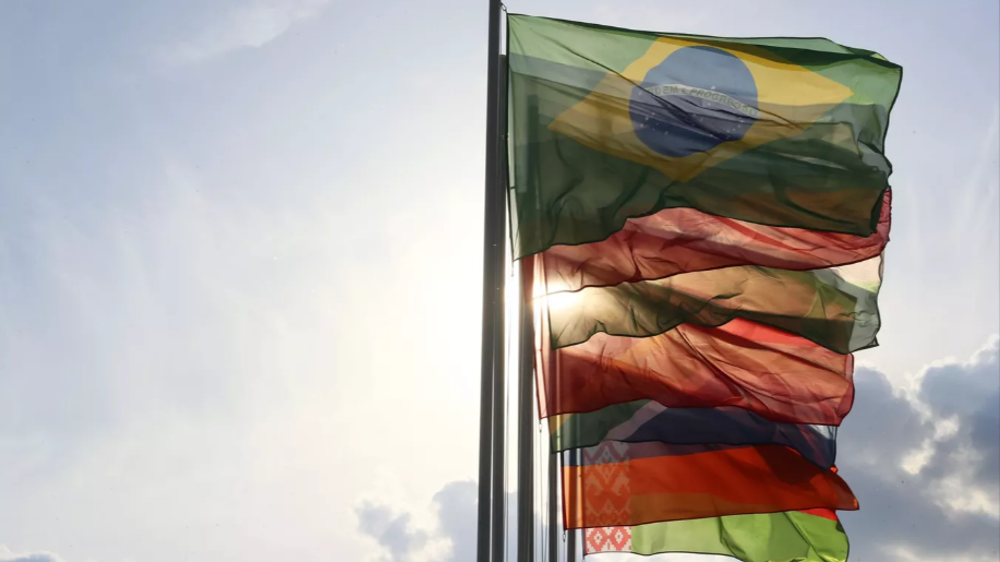 Lula et Poutine entendent renforcer les BRICS   