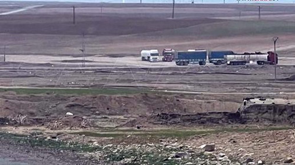 US Syria looting: Occupation forces smuggle 95 tankers of stolen oil into Iraq overnight