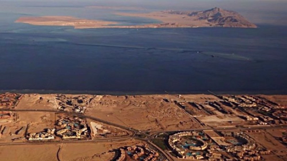 Report: Egypt holds up deal to give Red Sea islands to Saudi Arabia