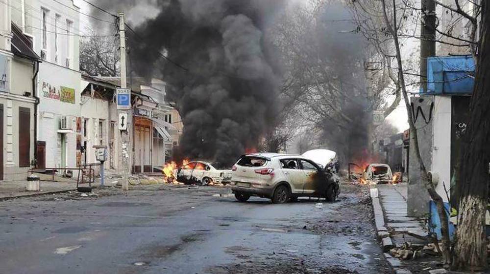 Russia, Ukraine trade blame after attack on Kherson leaves 10 dead