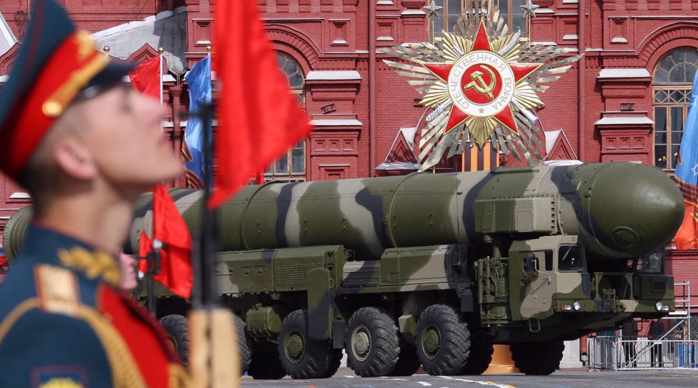 Guerre Occident/Russie: la dissuasion nucléaire russe l’empêche