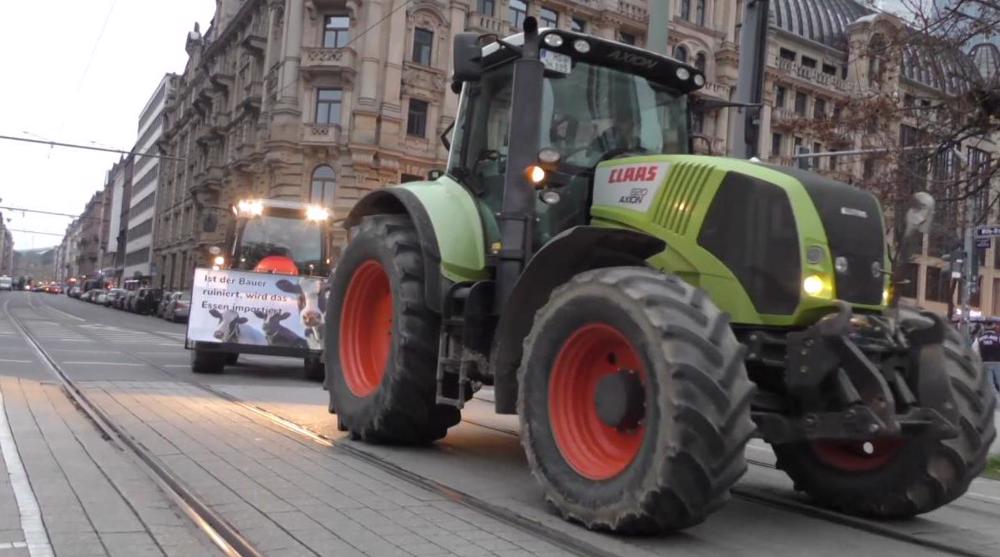 Farmers protest over govt policies, energy prices in Germany 