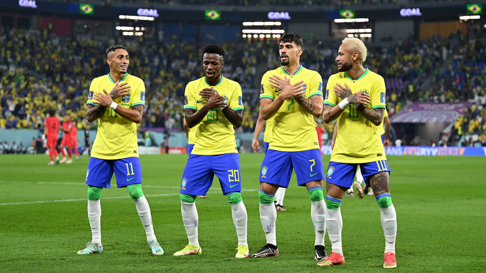 World Cup 2022 - last 16: Brazil 4-1 S Korea