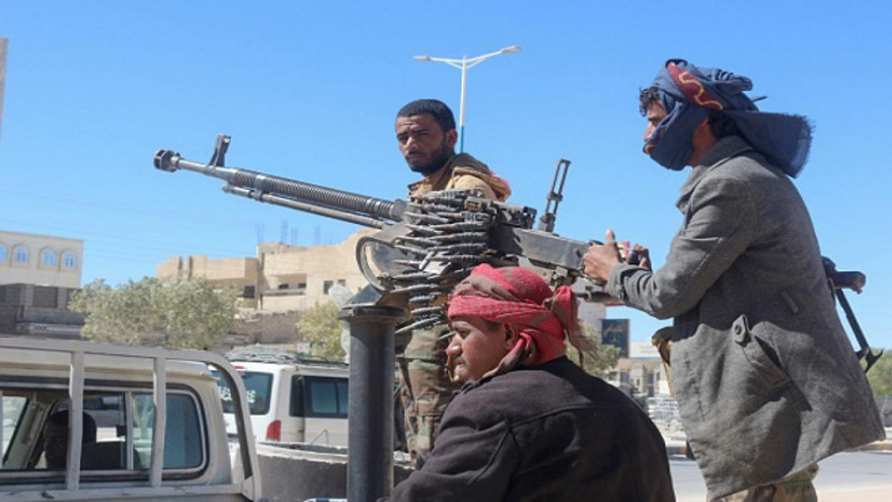 Four Saudi-backed militia commanders defect to Yemeni army