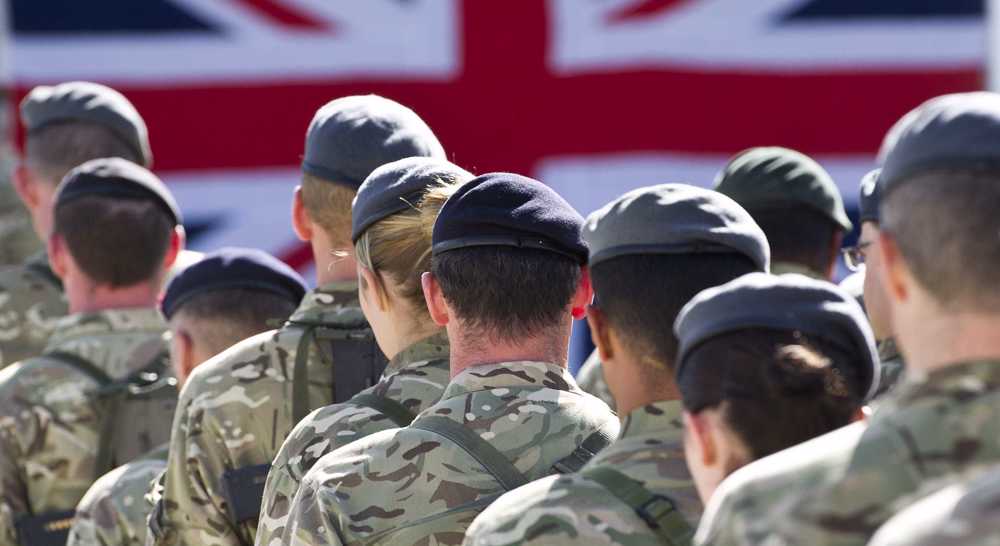 وزیر انگلیس: انگلیس و ناتو باید از اعزام نیرو به اوکراین اجتناب کنند