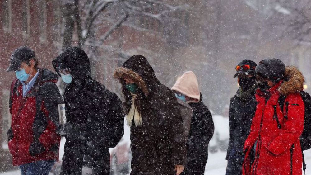 Winter storm in US Northeast leaves thousands without power